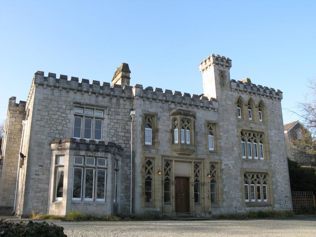 Ffarm Country House 애버갤리 외부 사진
