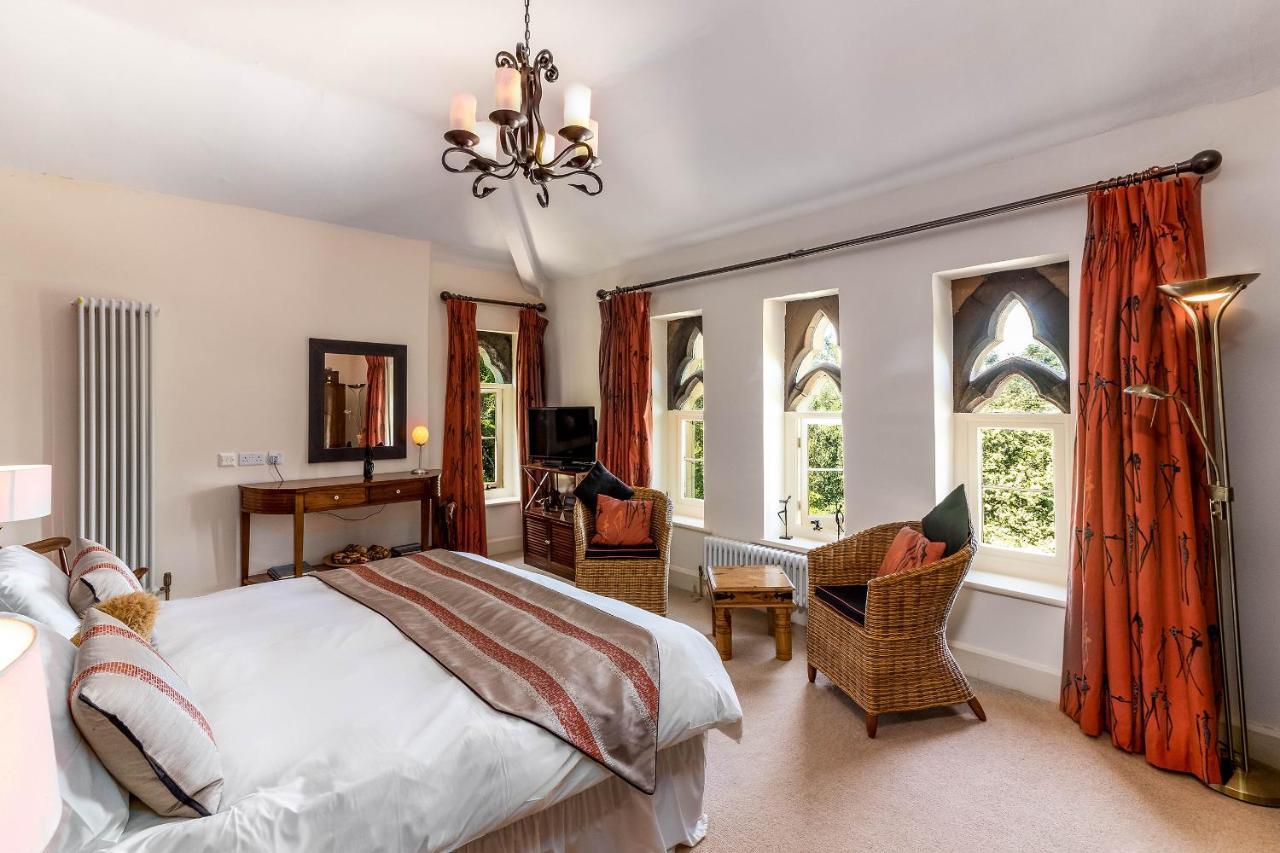 Ffarm Country House 애버갤리 외부 사진